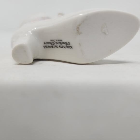 Westland KittyKats Figurines White Floral Cats Butterfly Musical Snow Globe (4) - Picture 8 of 15